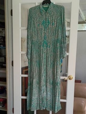 Soft Surroundings Teal and White Paisley Maxi Dress